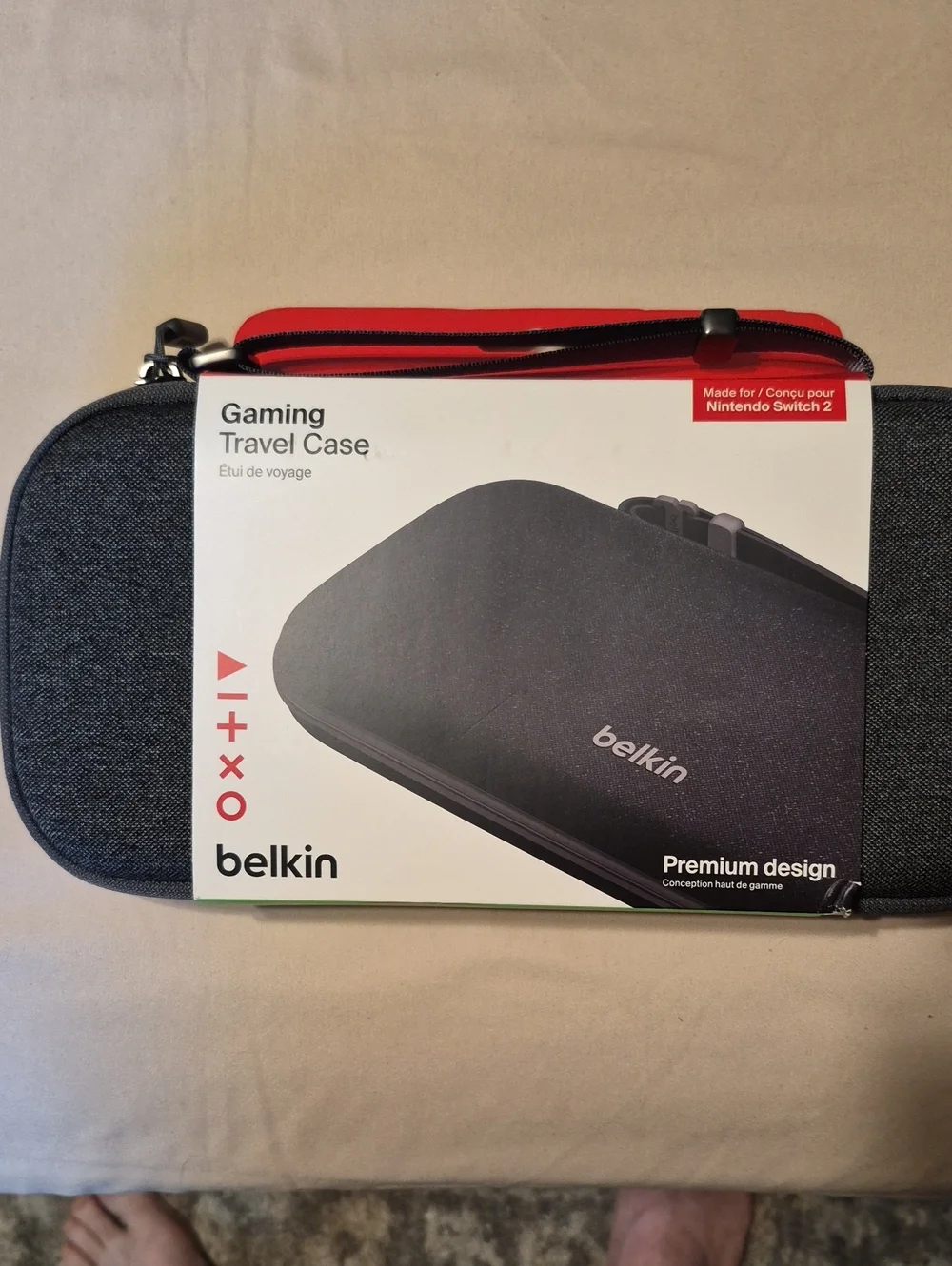 belkin Black Travel Case with Red Zipper Trim
